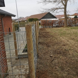 Opsætning af hegn i Vamdrup