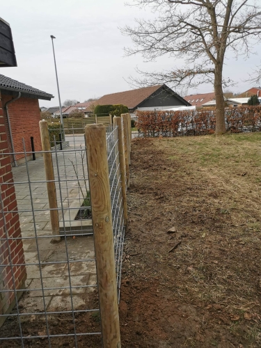 Opsætning af hegn i Vamdrup