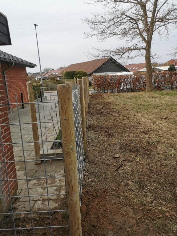 Opsætning af hegn i Vamdrup